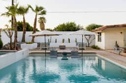 Spanish Boho Retreat, 4br 3ba Large Pool/Spa