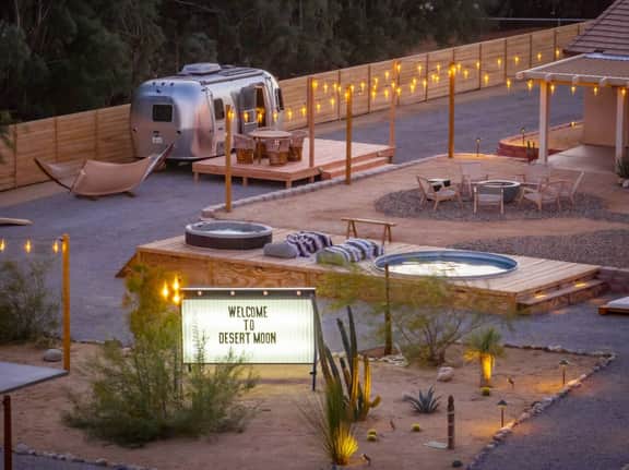 Desert Moon, Pickleball, Game Room, Pet Friendly