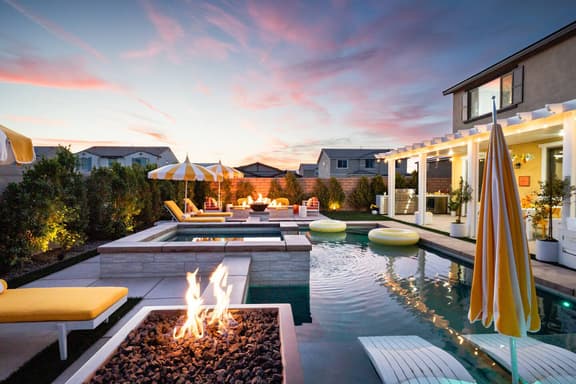 Sun Club Coachella, 6bd 4ba Backyard Oasis